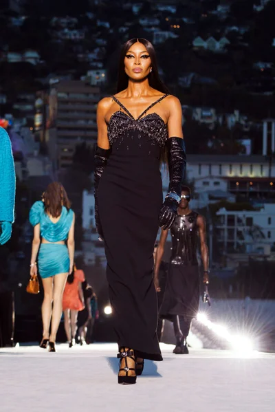 Look 70